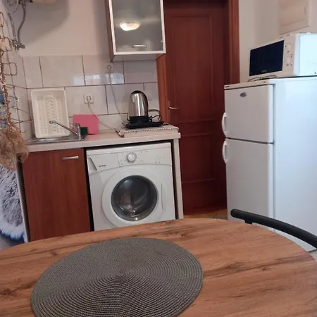 Apartman Ap ,nini' Supetar