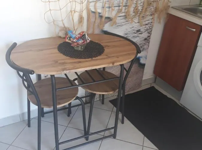 Ap ,nini' Lägenhet Supetar